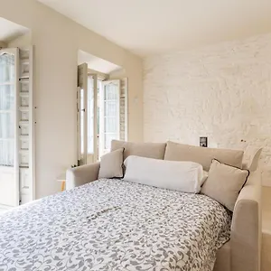 https://urbe-10-carreteria-1-bedroom-apartment.es-andalucia.com